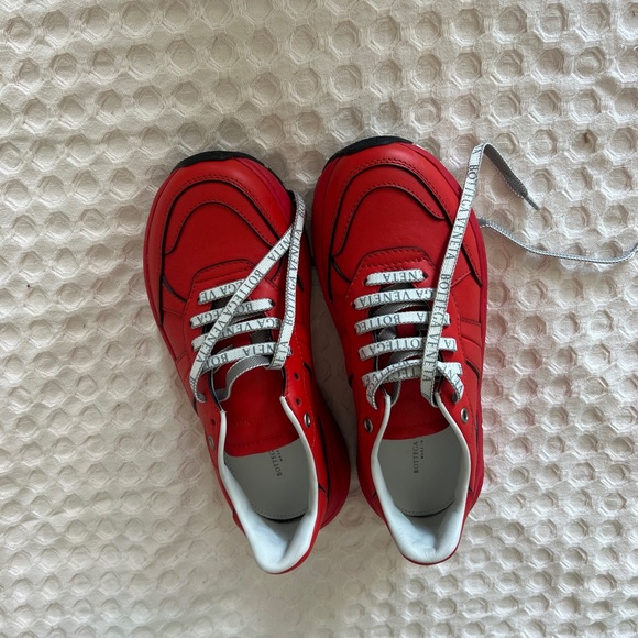 Bottega Veneta sneakers - Picture 3 of 4